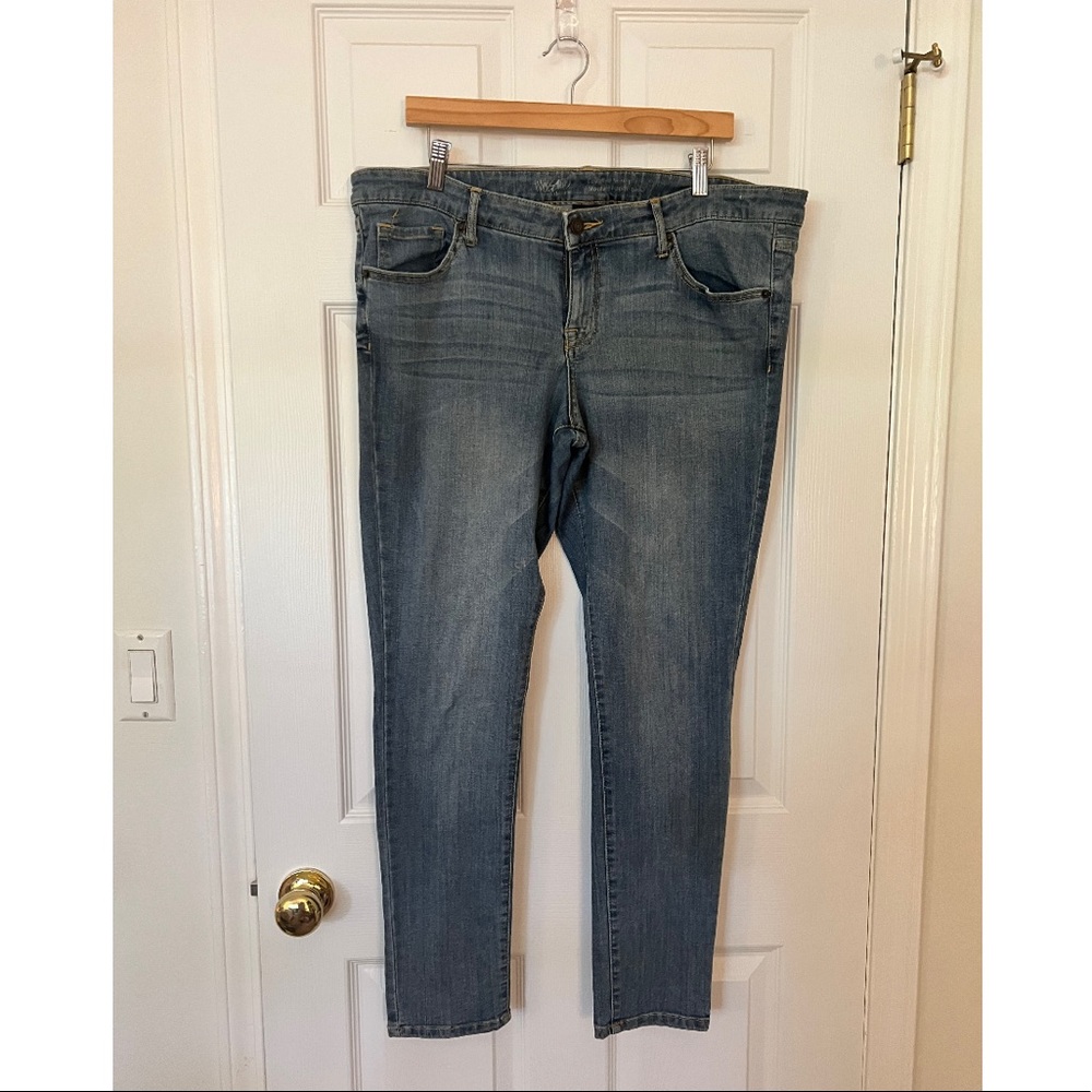 Mossimo Low Rise Skinny Jeans Size 16